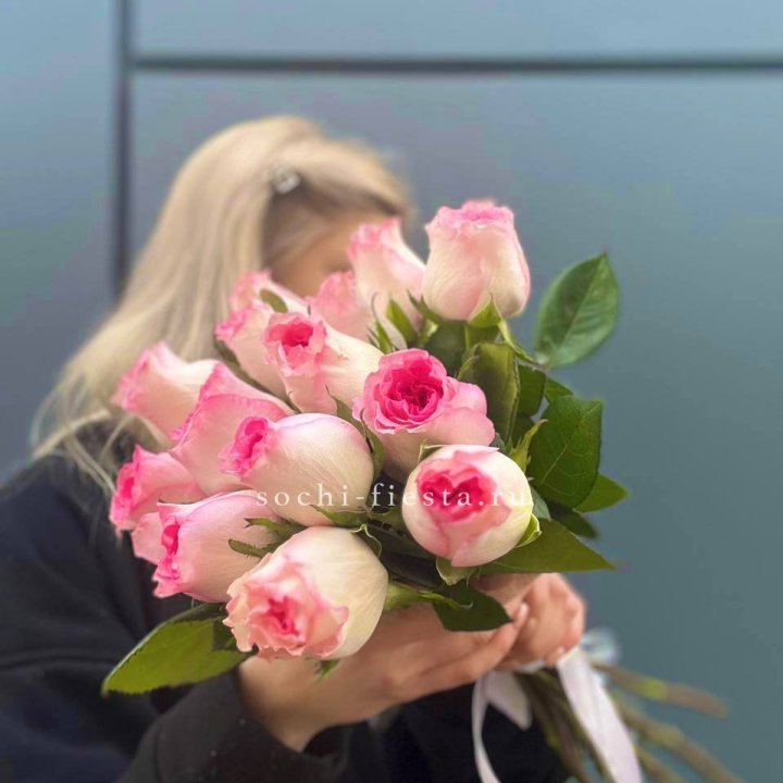 15 роз Мандала в Новороссийске