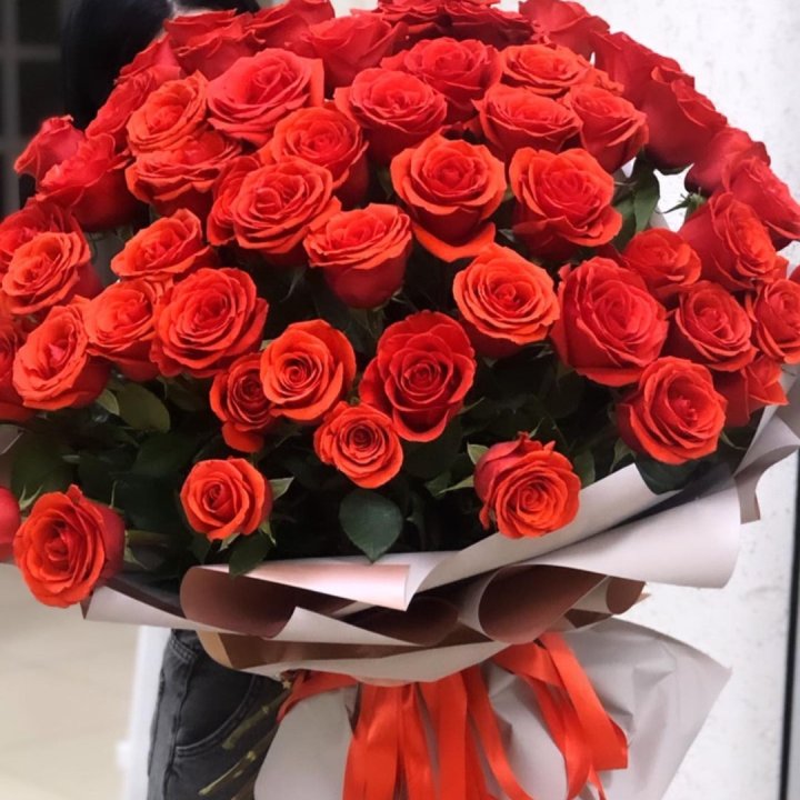 Букет высоких эквадорских роз  в Новороссийске