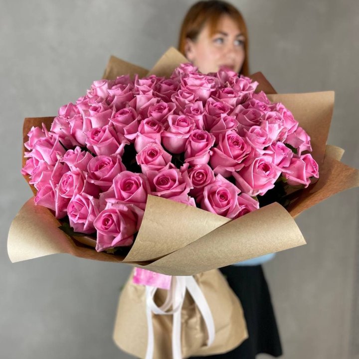 101 розовая роза в Новороссийске
