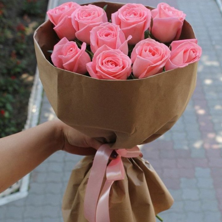 9 розовых роз в Новороссийске