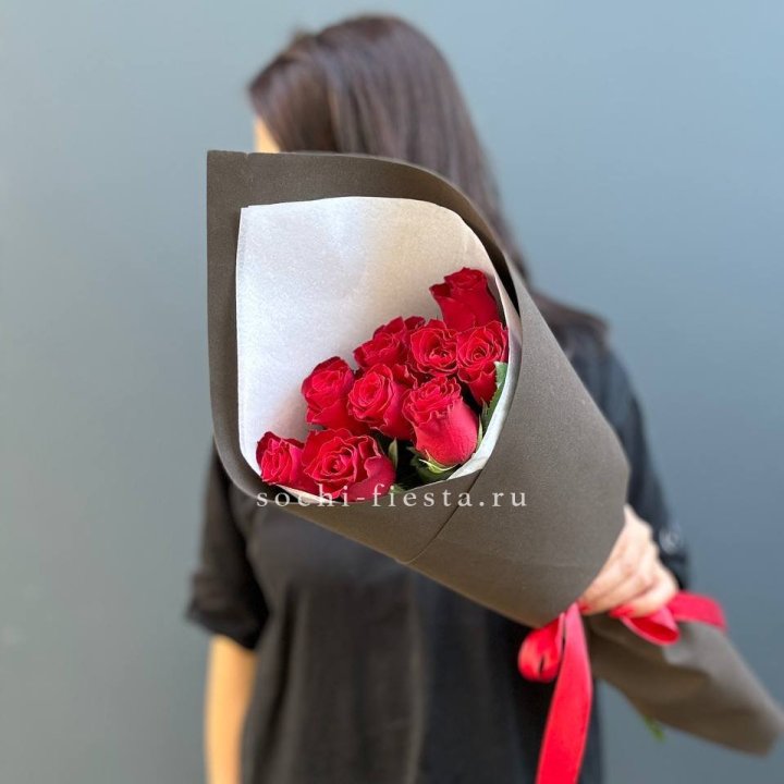 9 красных роз в фоамиране в Новороссийске