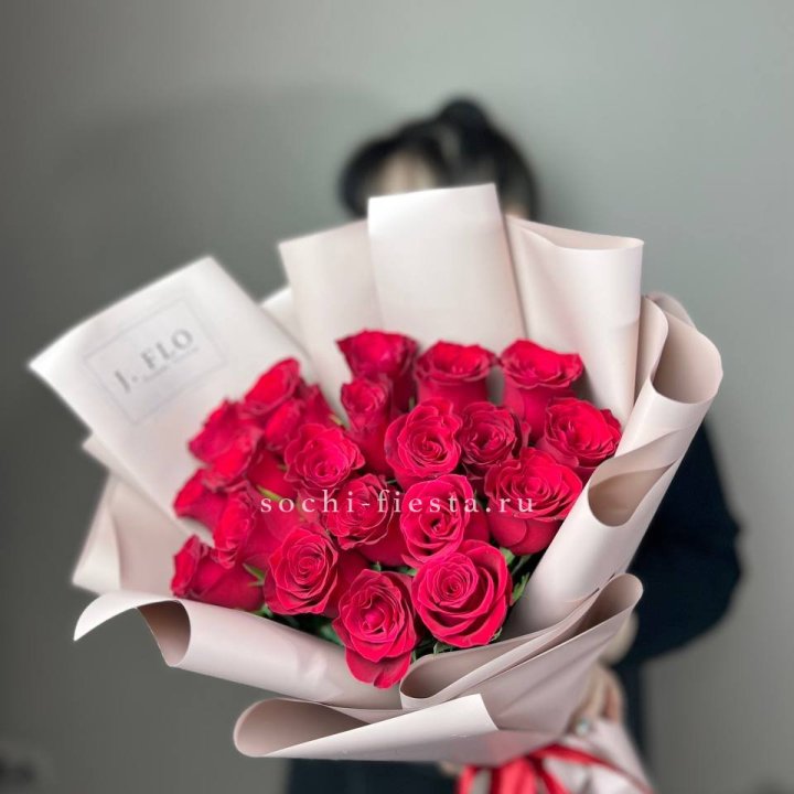 21 красная роза  в Новороссийске