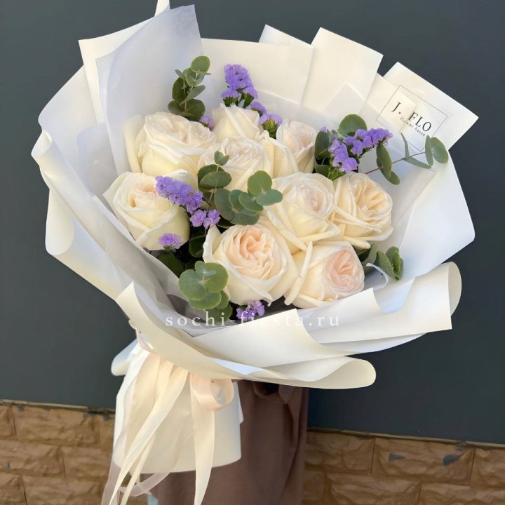 Букет из роз Вайт охара в Новороссийске