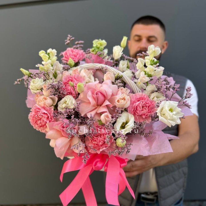 Цветочная корзина №1 в Новороссийске