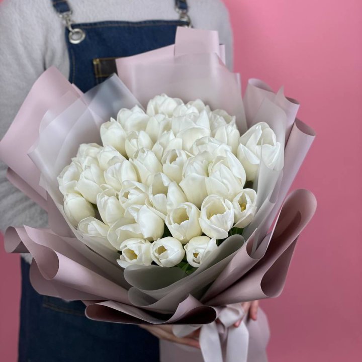Букет белых тюльпанов "Пур-пур" в Новороссийске